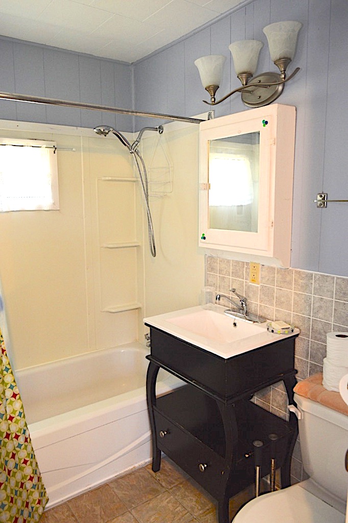 Cottage Rental, Doran Bay Resort, Iroquois,Ontario,Canada Cottage 1